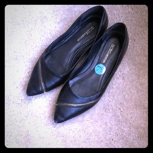 BCBG Generation ballet flats
